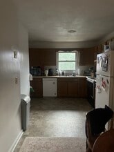 427 Lee St, Unit A in Blacksburg, VA - Building Photo - Building Photo