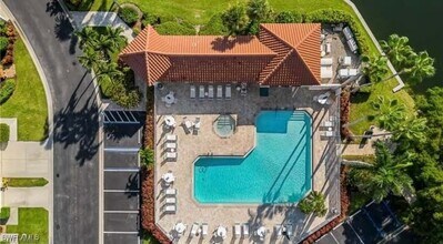 15091 Tamarind Cay Ct, Unit 905 in Ft. Myers, FL - Building Photo - Building Photo