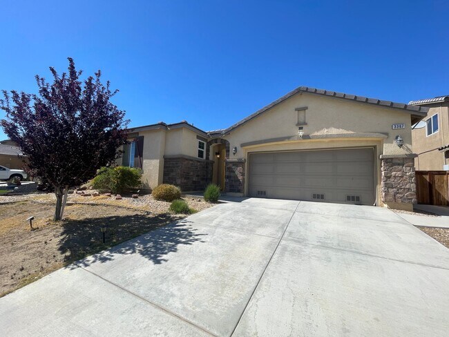 3367 Puma Ave in Rosamond, CA - Building Photo - Building Photo