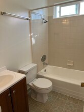 1640 Berkeley St, Unit Apt 3 in Santa Monica, CA - Building Photo - Building Photo