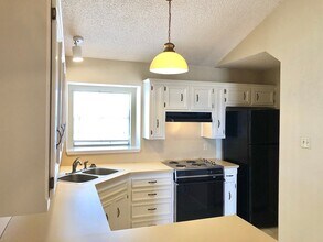 3402 Hyden Ave in Lubbock, TX - Building Photo - Building Photo