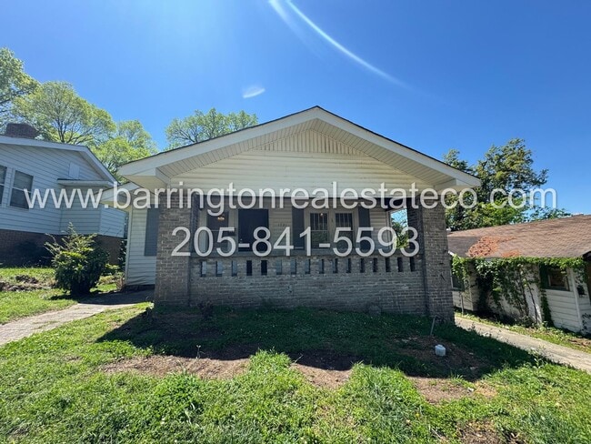 property at 1731 Mountain Dr