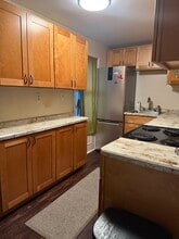 219 Elm St, Unit 219 Elm St., Albany in Albany, NY - Building Photo - Building Photo