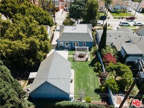 1124 S Parton St in Santa Ana, CA - Building Photo - Building Photo