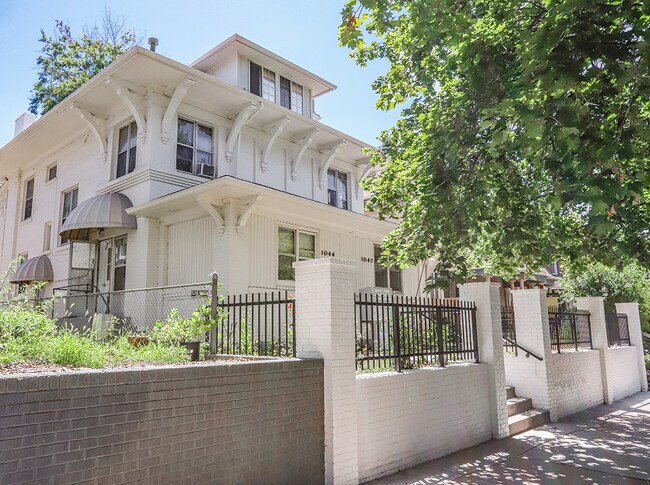 1042 Marion St.