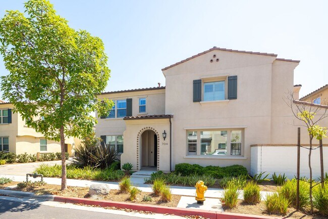 704 Merit Dr in San Marcos, CA - Building Photo - Building Photo