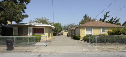 246-256 Laurel Ave in Hayward, CA - Building Photo - Building Photo