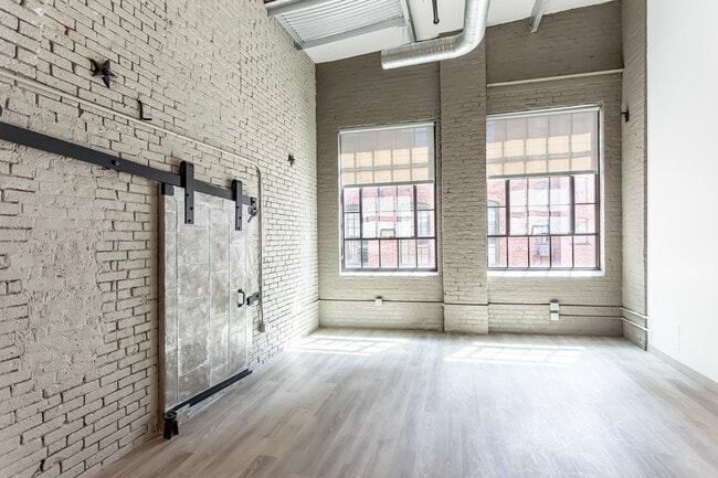 The Hartford Carriage House