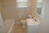 725 W Vine St photo'