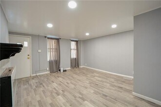 41 Welsh Way in Pittsburgh, PA - Building Photo - Building Photo