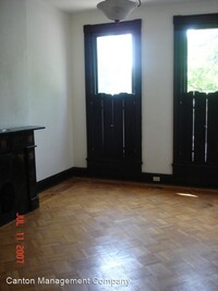 2528 E Baltimore St photo'