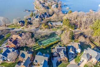 7323 Swansea Ln in Cornelius, NC - Building Photo - Building Photo