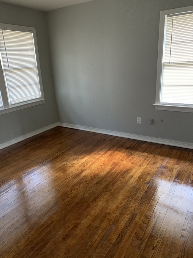 property at 776 Middle Rd