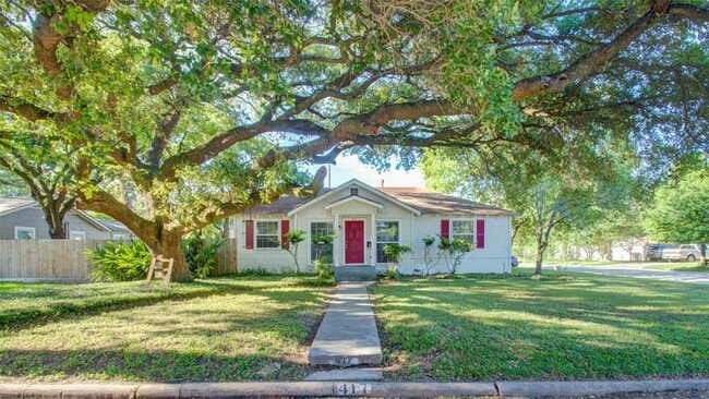 property at 417 Sue St