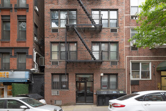 252 E 89th St in New York, NY - Building Photo - Building Photo