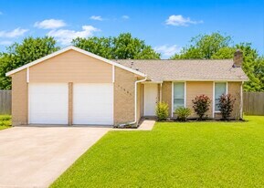 11502 Waxwood Dr in Houston, TX - Building Photo