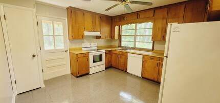 82 Trails End Rd in Quincy, FL - Building Photo - Building Photo