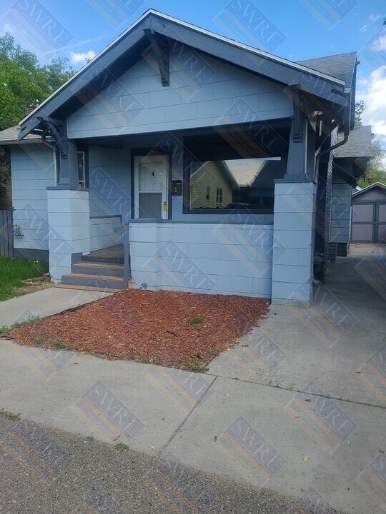 2 Harding Ct in Rock Springs, WY - Building Photo