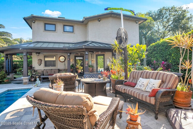 property at 275 Bonita Dr