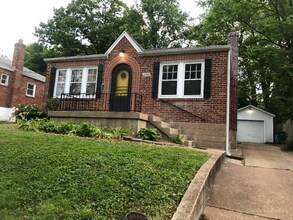 7705 Murdoch Ave in St. Louis, MO - Building Photo - Building Photo