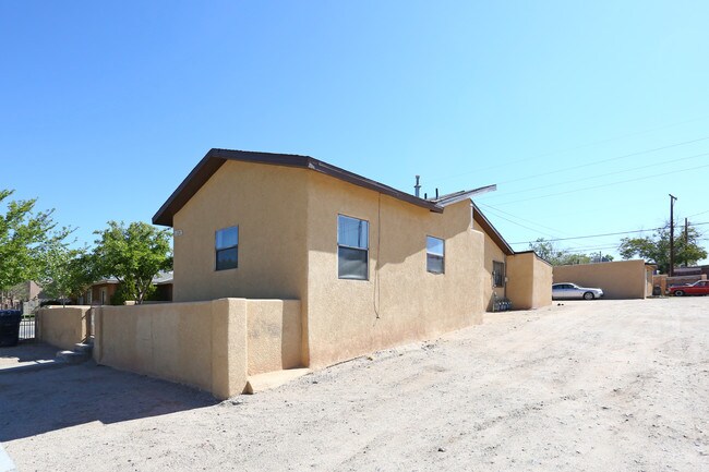 1720 Arno St SE in Albuquerque, NM - Building Photo - Building Photo