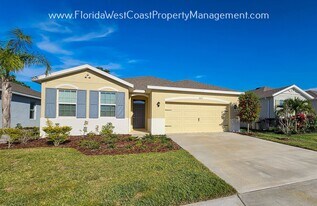 5819 Oak Bridge Ct in Bradenton, FL - Building Photo