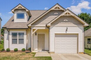 909 Skinner Dr in Raleigh, NC - Building Photo