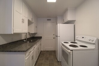 503 E Glendale St in Olathe, KS - Building Photo - Building Photo