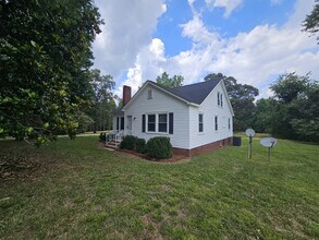 1129 Costner Rd in Shelby, NC - Building Photo - Building Photo