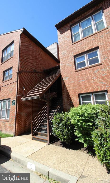 property at 1135 N Utah St