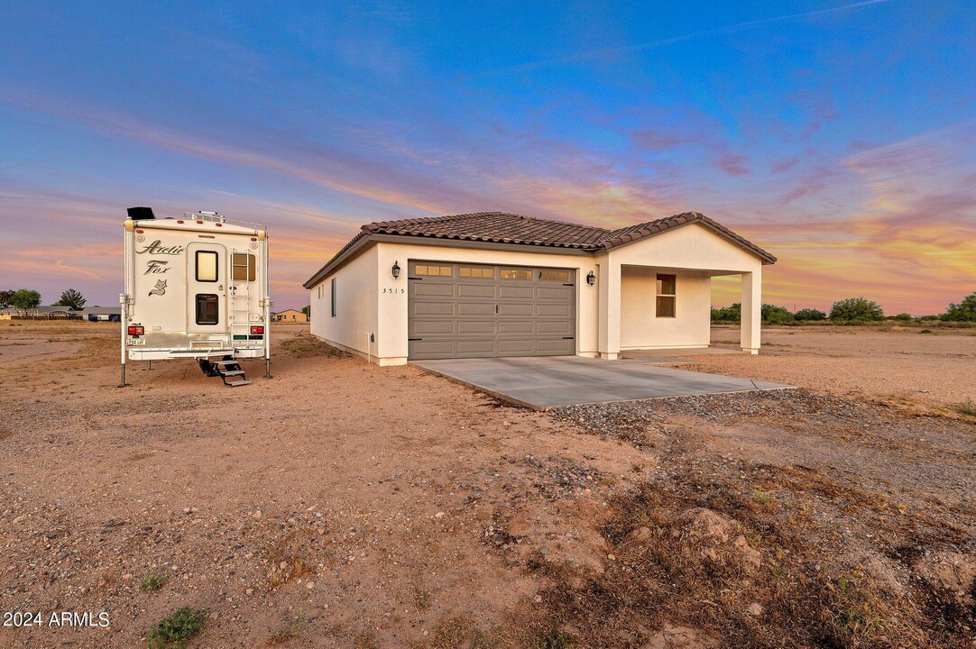 3515 N Tewa Cir in Eloy, AZ - Building Photo