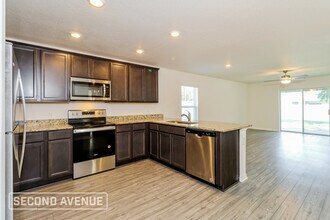 223 San Marino Rd SW in Palm Bay, FL - Building Photo - Building Photo