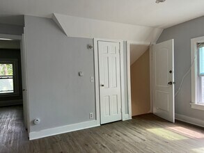 175 Avenue E in Rochester, NY - Building Photo - Building Photo