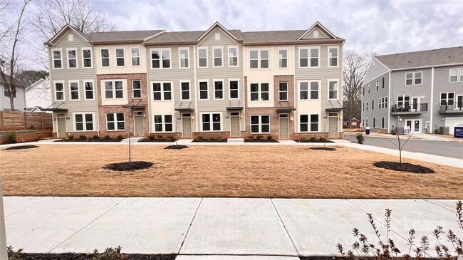 3011 Citizens Ln in Charlotte, NC - Building Photo - Building Photo