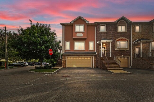 property at 33 Jacob's Landing Way