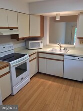 8911 Oakwood Way in Jessup, MD - Building Photo - Building Photo