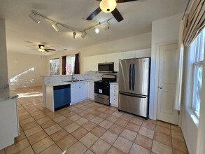 5 Saddlehorn Pl in Santa Fe, NM - Building Photo - Building Photo