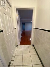 11 Parkdale Ave S in Hamilton, ON - Building Photo - Building Photo