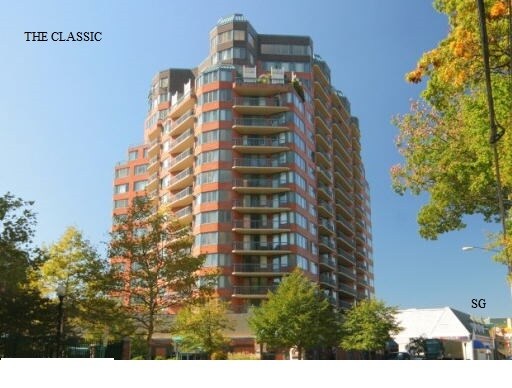 25 Forest St in Stamford, CT - Building Photo