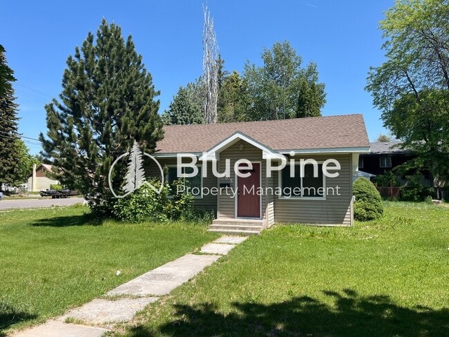 property at 405 S Park Ave