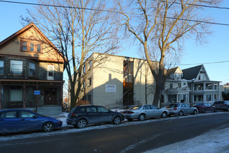 Capitol Park Apartments in Madison, WI - Building Photo - Building Photo