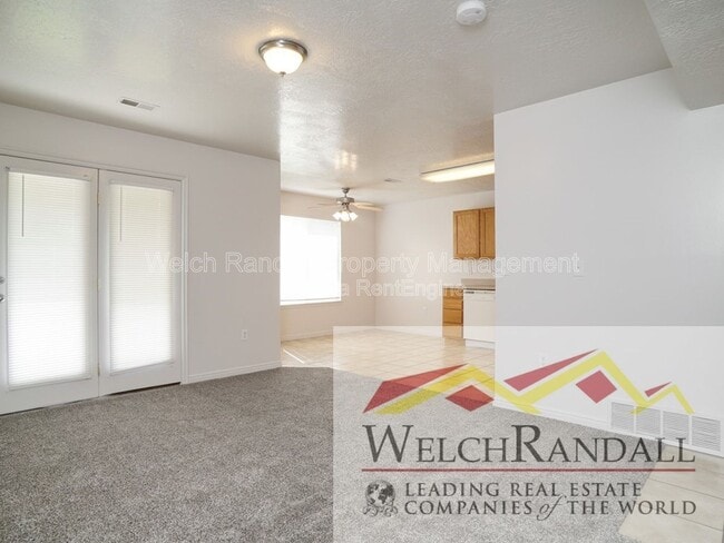 1428 N 2575 E in Layton, UT - Building Photo - Building Photo