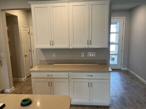 4069 Cloud Hopper Wy, Unit B - 360.1316787 in Lutz, FL - Foto de edificio - Building Photo