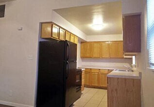 926 N Linview Ave in Urbana, IL - Building Photo - Building Photo