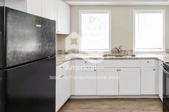 7859 James A Reed Rd in Kansas City, MO - Building Photo - Building Photo