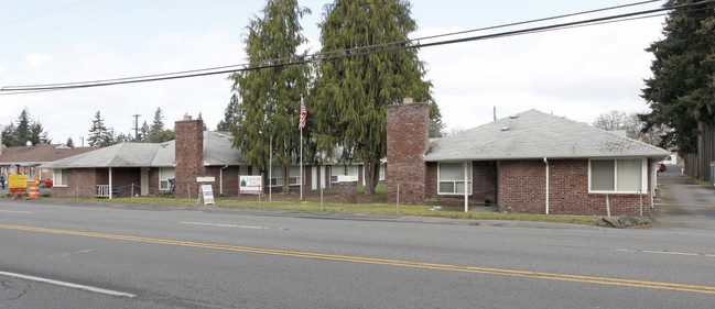 Lakewood Plaza Apartments in Lakewood, WA - Foto de edificio - Building Photo