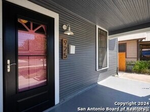 925 Lamar St in San Antonio, TX - Building Photo - Building Photo