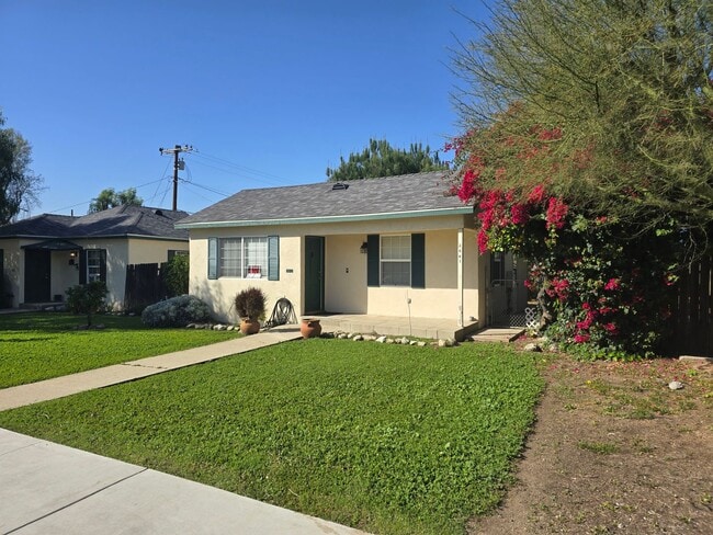 2641 N White Ave in La Verne, CA - Building Photo - Building Photo