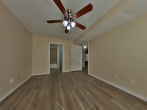 3259 Jorns St in Houston, TX - Foto de edificio - Building Photo