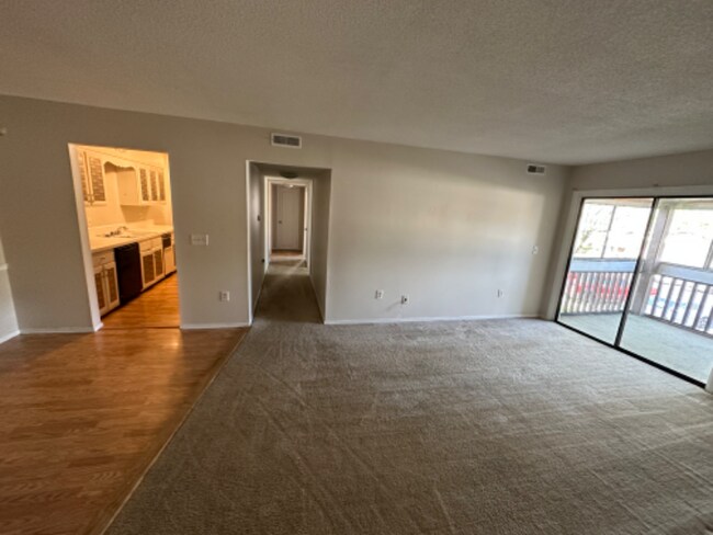 1742 N Hamilton St photo'